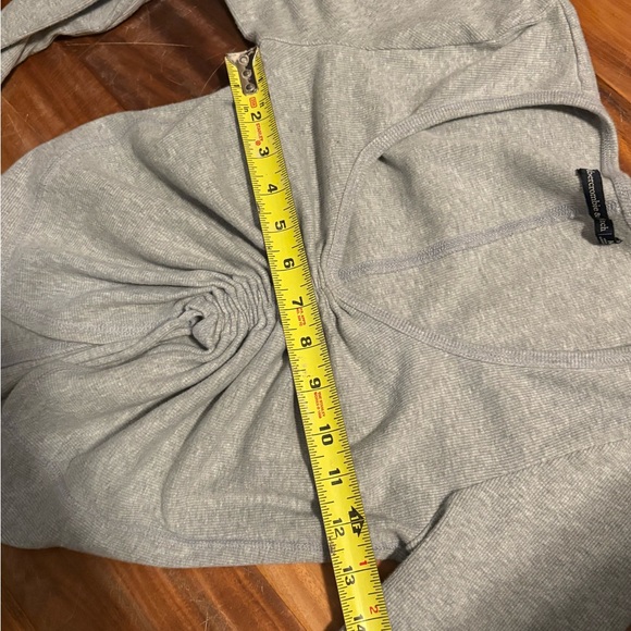Abercrombie & Fitch Ribbed Ruched Tie Front Long Sleeve Crop Top Gray M (0930) - Picture 3 of 4